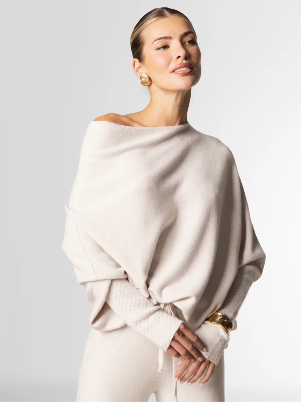 JAKI LONDON Asymmetric Draped | Light Beige | Seamless Knit